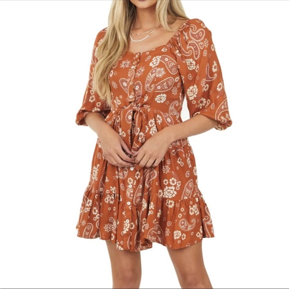 NWT Angie Clothing Boho Floral
Paisley Print Button Tie Mini Dress
Smocked Back - Picture 2 of 5